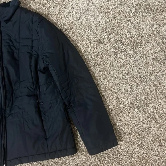 Lands’ End Puffer - Picture 4 of 13